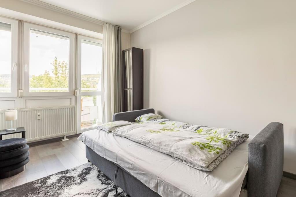 Lovely 1 Bedroom Flat - Gazdagret Budapest Luaran gambar